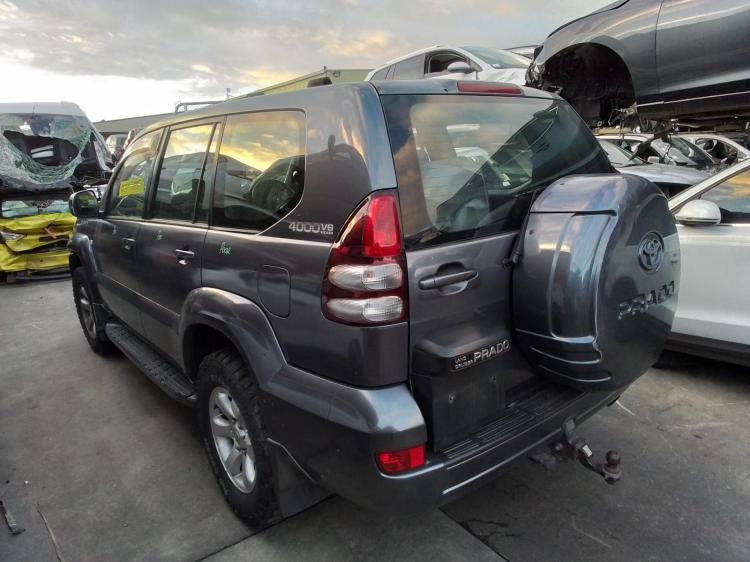 toyota Prado GRJ120R Jan 2005 Parts & Wrecking