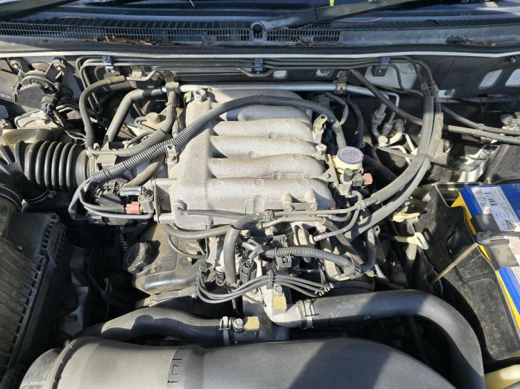 mitsubishi Pajero NP EXCEED Aug 2003 Parts & Wrecking