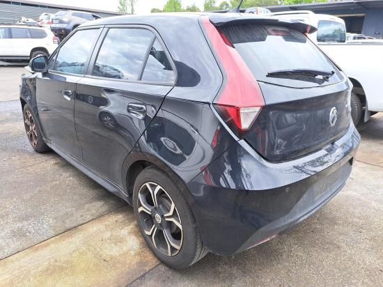 mg mg3 RIGHT TAILLIGHT 