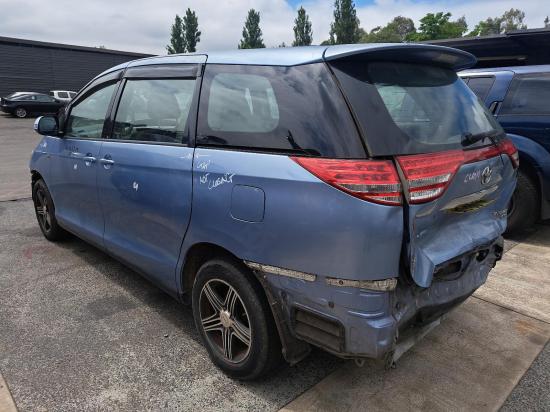 toyota tarago ALTERNATOR 