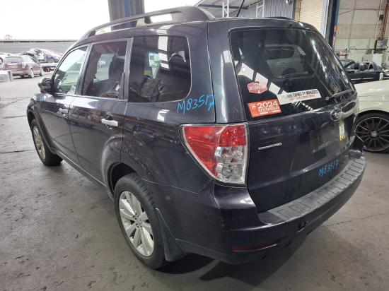 subaru forester RIGHT DOOR MIRROR 