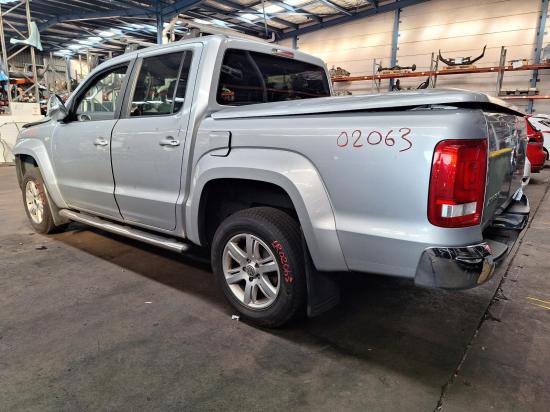 volkswagen Amarok Apr 2013 STARTER MOTOR 