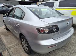 Mazda 3 image 5