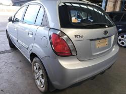 Kia Rio image 5
