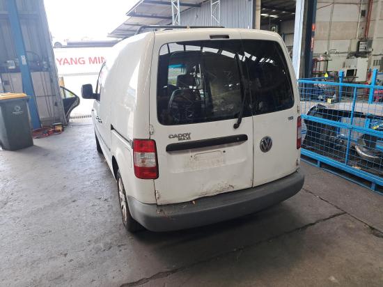 volkswagen Caddy 2009 A/C COMPRESSOR 
