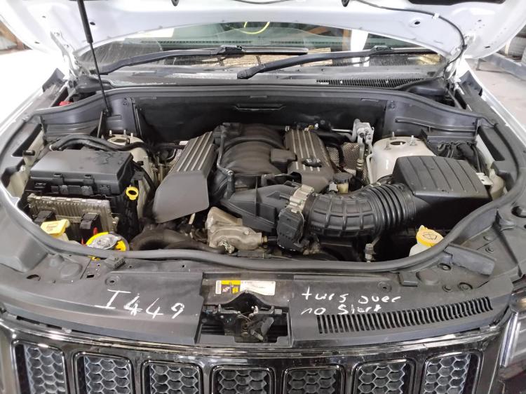 jeep Grand Cherokee SRT Oct 2014 Parts & Wrecking