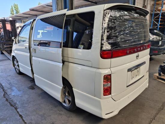 nissan elgrand LEFT HEADLAMP 