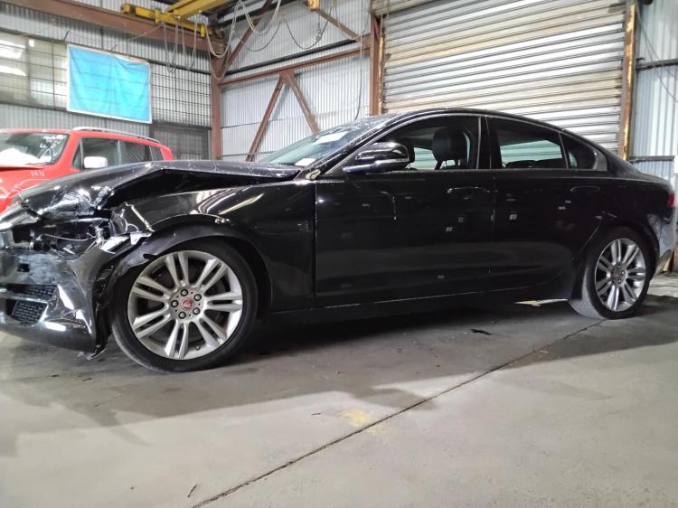 jaguar Xe 2ST PRESTIGE Feb 2018 Parts & Wrecking