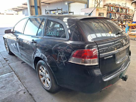 holden Commodore LEFT HEADLAMP 