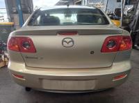 2005 Mazda 3 BK image 5