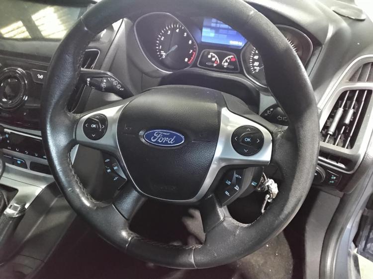 ford Focus SPORT Aug 2013 Parts & Wrecking
