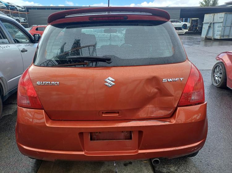 suzuki Swift SWIFT Jun 2006 Parts & Wrecking