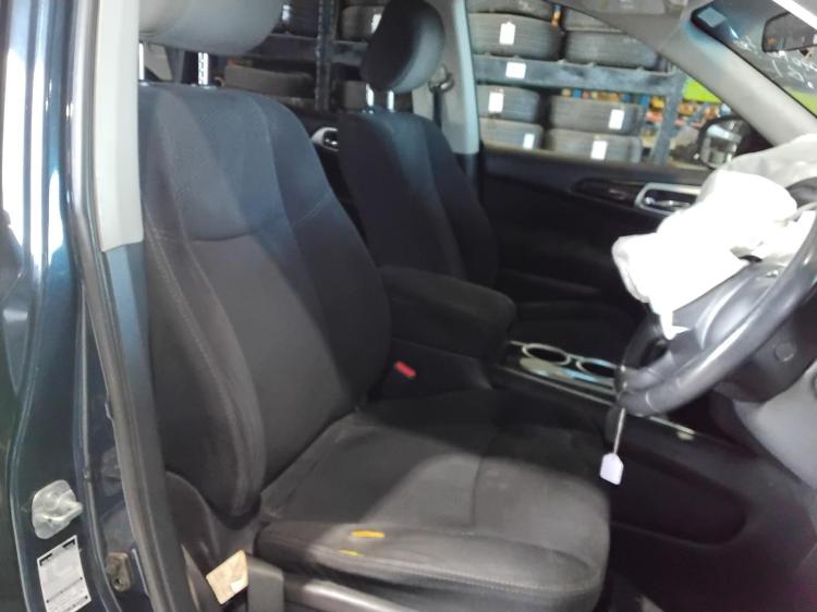 nissan Pathfinder ST Mar 2015 Parts & Wrecking