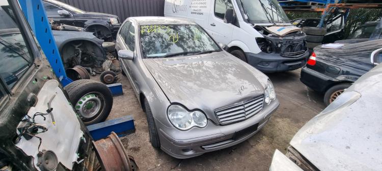 mercedes benz C Class W203 2006 Parts & Wrecking