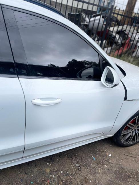 porsche Macan 2015 Parts & Wrecking