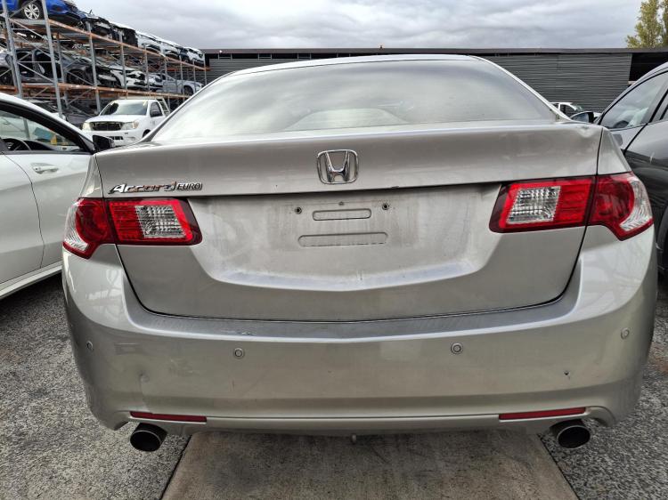 honda Accord LUXURY Apr 2010 Parts & Wrecking
