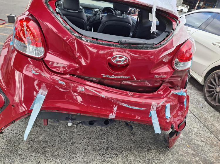 hyundai Veloster SR TURBO Sep 2013 Parts & Wrecking