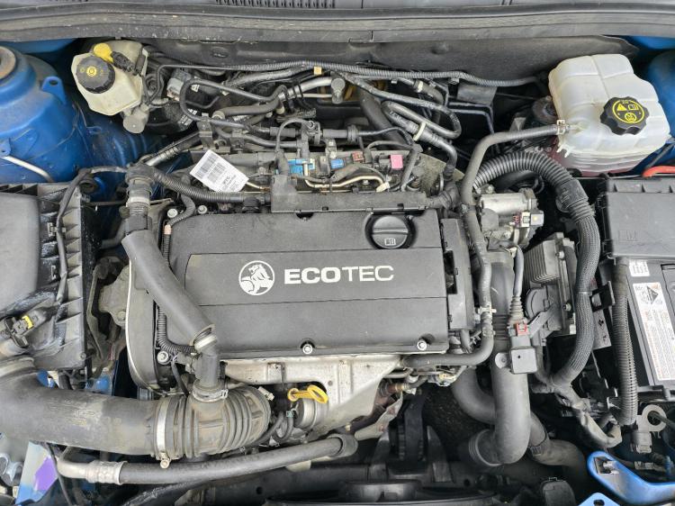 holden Cruze JH SRI Oct 2013 Parts & Wrecking