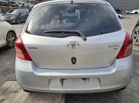 2005 Toyota Yaris YR image 5