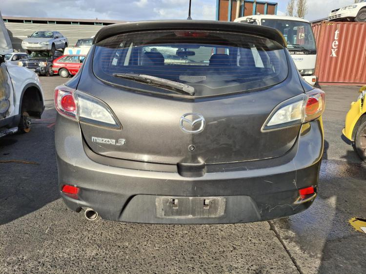 mazda 3 NEO Jul 2014 Parts & Wrecking