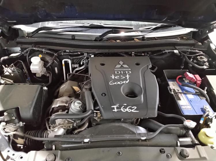 mitsubishi Pajero Sport EXCEED Jan 2020 Parts & Wrecking