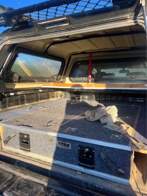 toyota Hilux KUN26R 2009 Parts & Wrecking