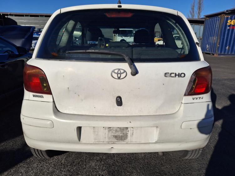 toyota Echo ECHO Aug 2005 Parts & Wrecking