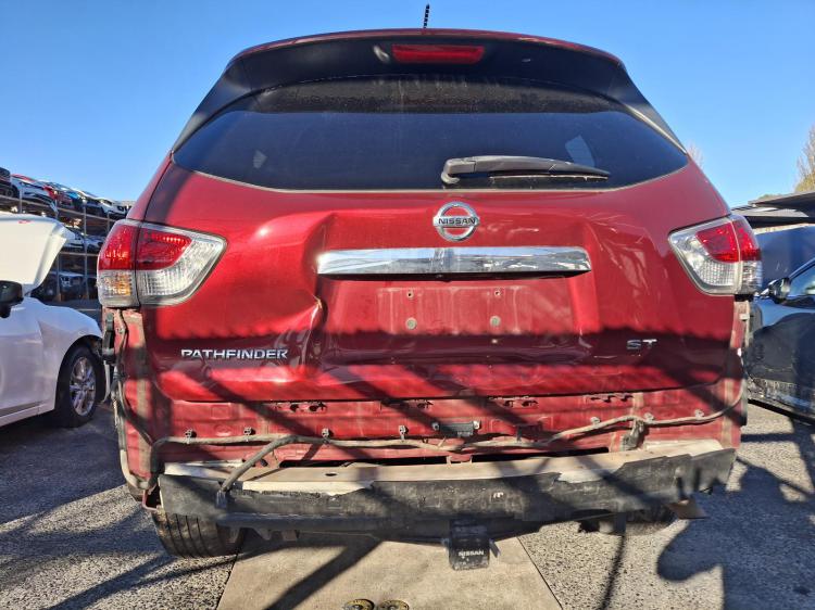 nissan Pathfinder ST FWD May 2015 Parts & Wrecking