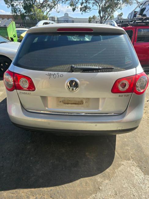 volkswagen Passat 2010 Parts & Wrecking