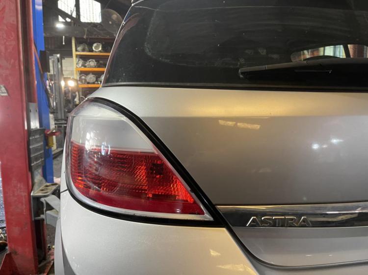 holden Astra 2006 Parts & Wrecking