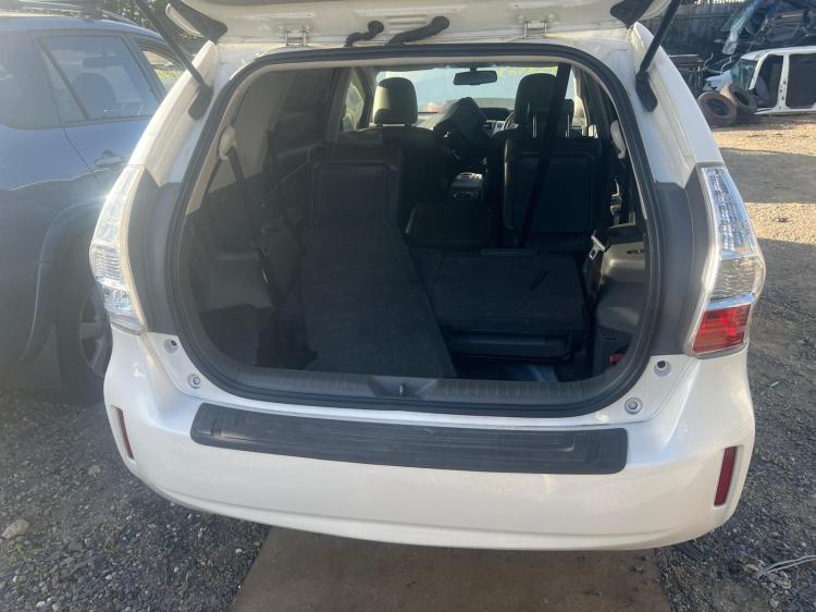 toyota Prius ZVW40R Oct 2012 Parts & Wrecking