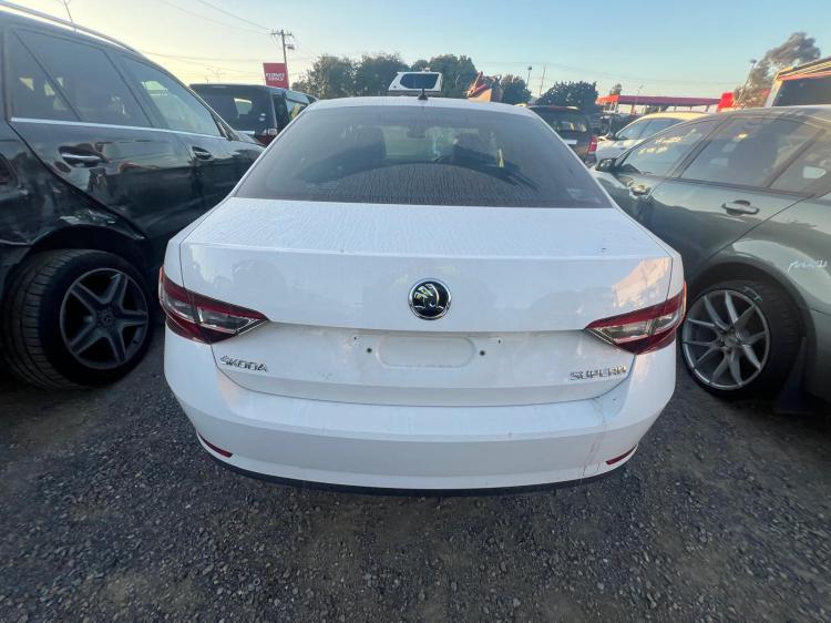 skoda Superb NP Dec 2017 Parts & Wrecking