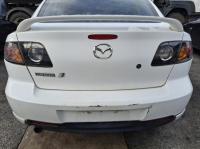 2004 Mazda 3 BK image 5