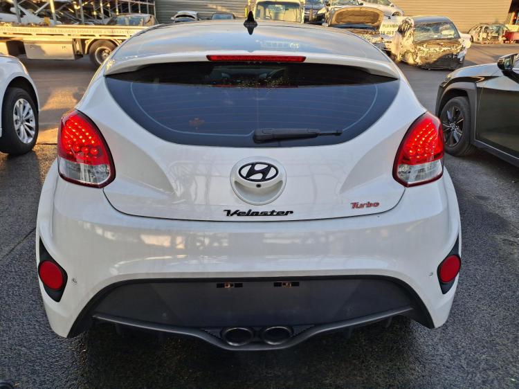 hyundai Veloster FS Dec 2013 Parts & Wrecking