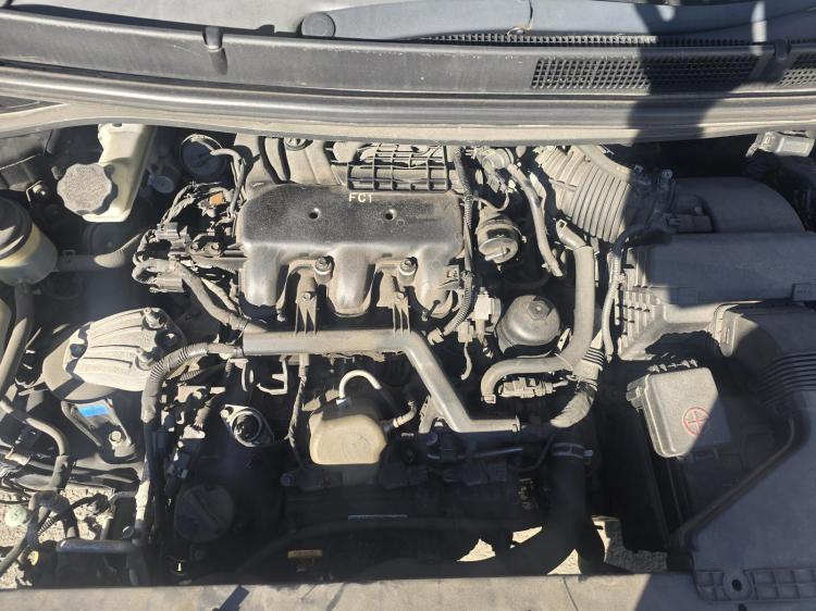 kia Carnival YP SI Mar 2015 Parts & Wrecking