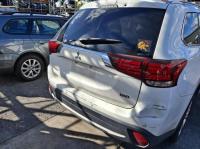 2015 Mitsubishi Outlander ZK image 5