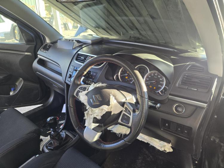 suzuki Swift FZ SPORT Apr 2012 Parts & Wrecking
