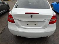 2010 Suzuki Kizashi FR image 5