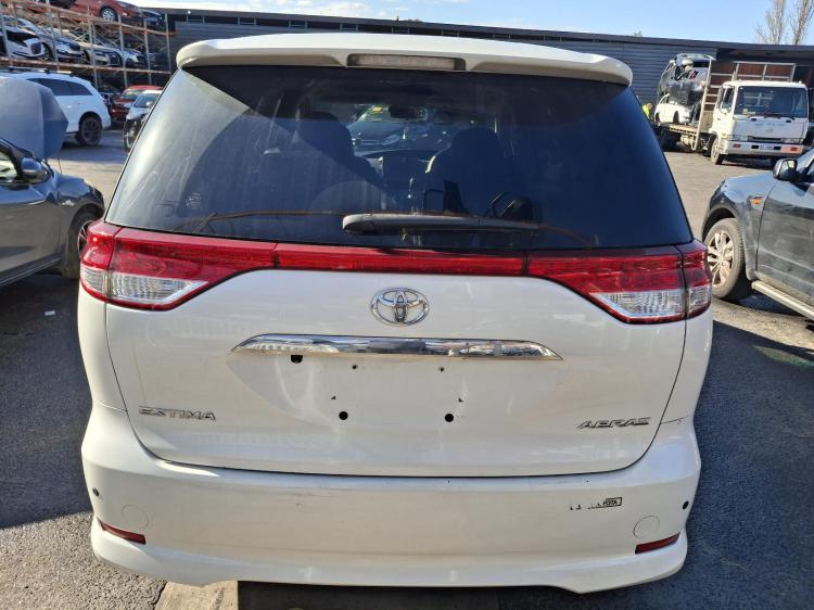 toyota Tarago Nov 2011 Parts & Wrecking