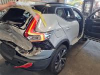 2021 Volvo Xc40 T5 R-DESIGN image 5