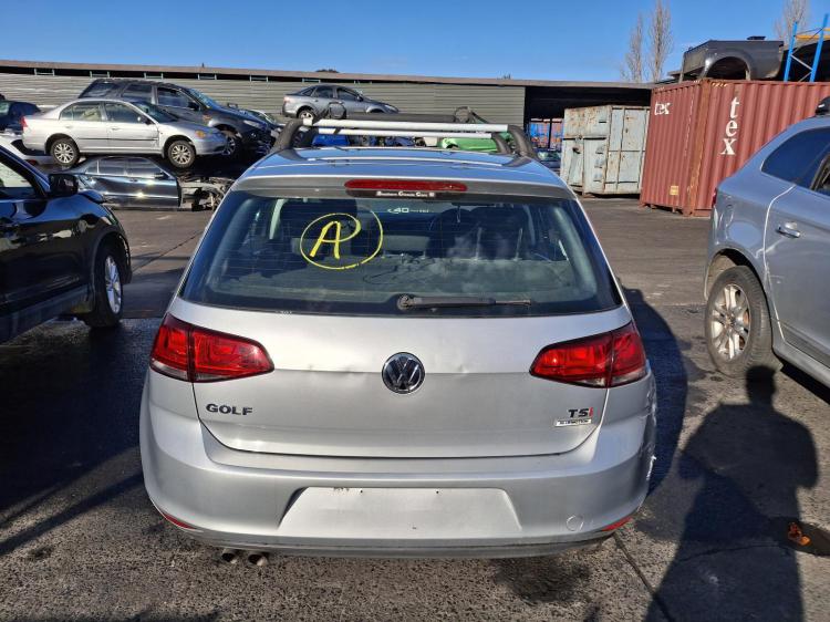 volkswagen Golf A7 Sep 2014 Parts & Wrecking