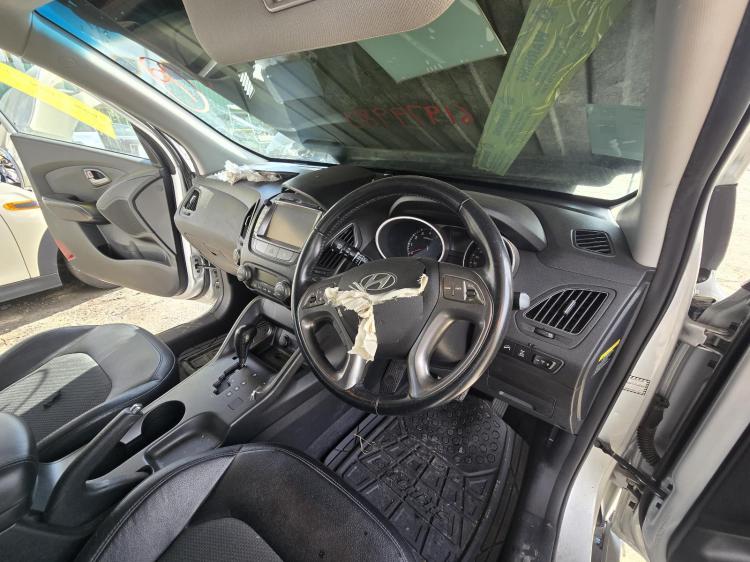 hyundai Ix35 LM SERIES ELITE Apr 2015 Parts & Wrecking