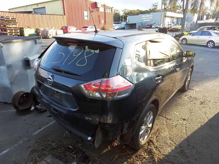 nissan X Trail ST Jan 2016 Parts & Wrecking