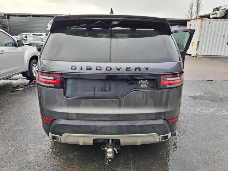 land rover Discovery SERIES 5 Apr 2018 Parts & Wrecking