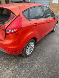 2013 Ford Fiesta WT image 5