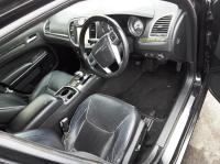 2013 Chrysler 300c C image 5