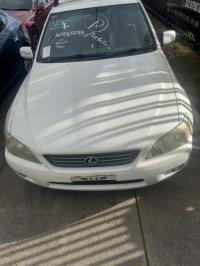 2001 Lexus Is200 image 5