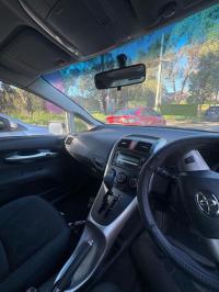 2010 Toyota Corolla image 5