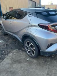 2017 Toyota C-hr Koba image 5