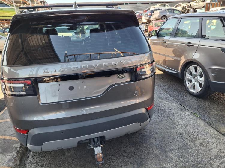 land rover Discovery SERIES 5 Jan 2019 Parts & Wrecking